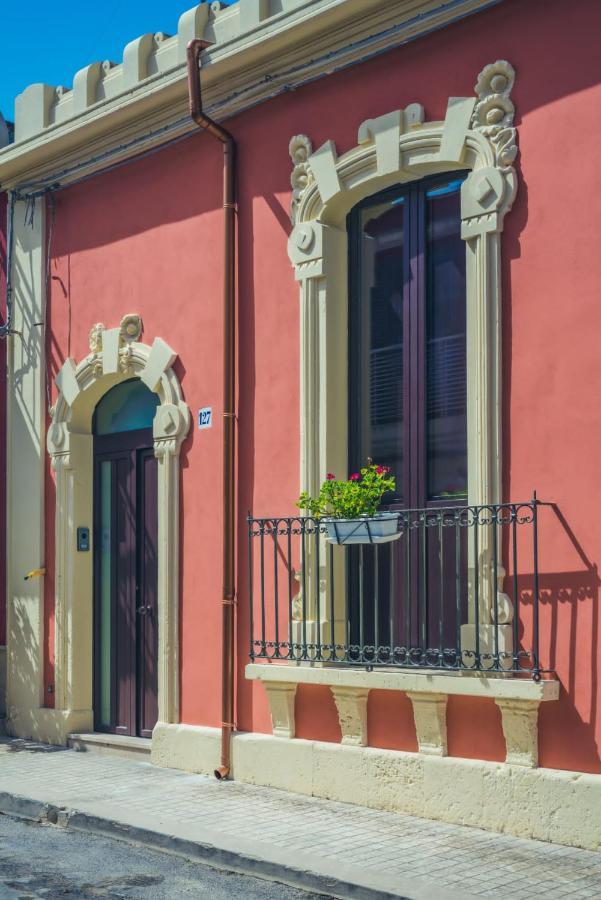 La Casa Di Tina Villa Canicattini Bagni Exterior photo